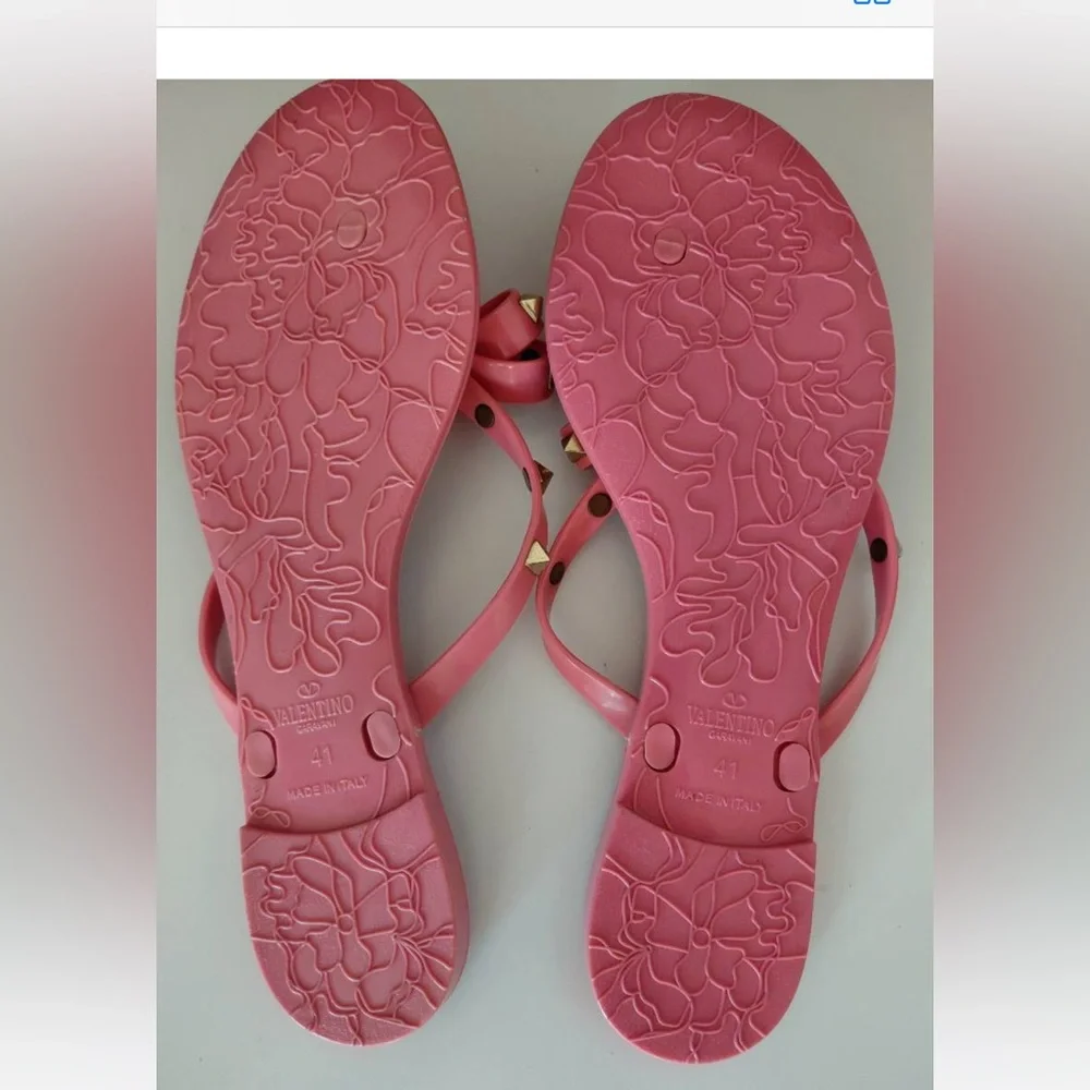 NEW! VALENTINO Garavani Jelly Flat Thong Sandals. Size 41 - Picture 4 of 9